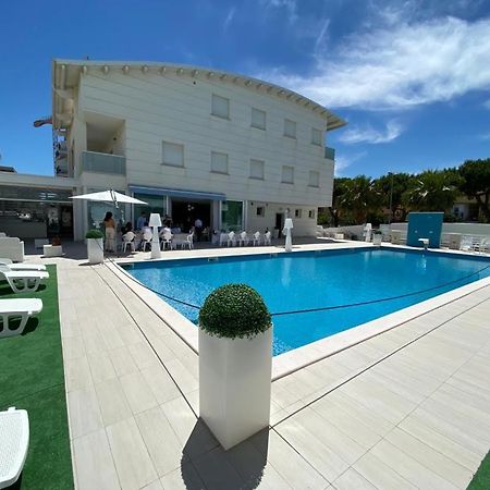 Elite Boutique Hotel Roseto Degli Abruzzi Extérieur photo